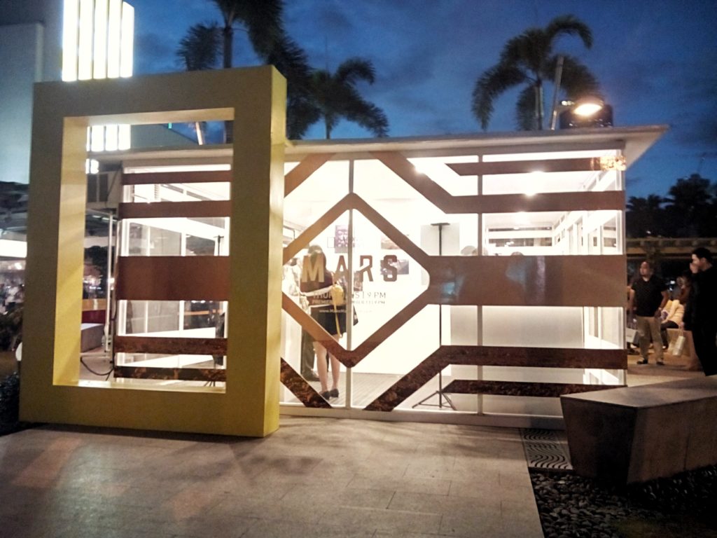 The entrance of the "MARS" booth at Bonifacio Global City.